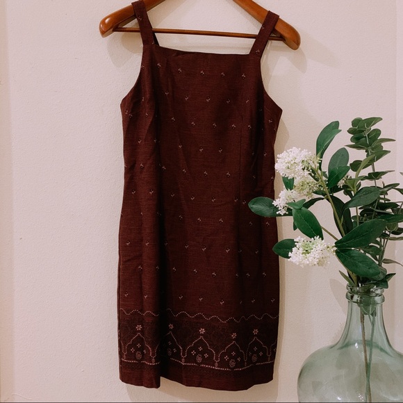 City Triangles Dresses & Skirts - Vintage Dress 🌿